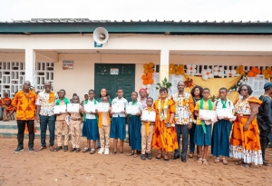 Côte d’Ivoire : Marie-Laure N&#039;Goran sensibilise des élèves sur les grossesses en milieu scolaire au Collège BAD de Koumassi