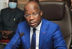 Apothéose Concours &quot;Plume Anti-tabac&quot;: Le Ministre Pierre Dimba attendu