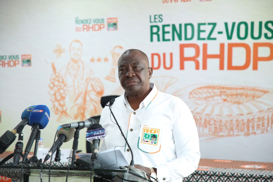 Côte d’Ivoire : le RHDP emboite le pas au président Alassane Ouattara pour un scrutin « apaisé et démocratique » en octobre