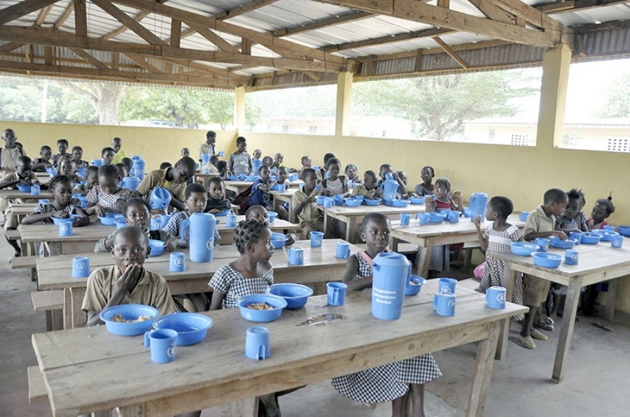 Côte d&#039;Ivoire : le gouvernement multiplie les cantines scolaires pour une amélioration des conditions d&#039;étude (100 % d&#039;ici 2030)