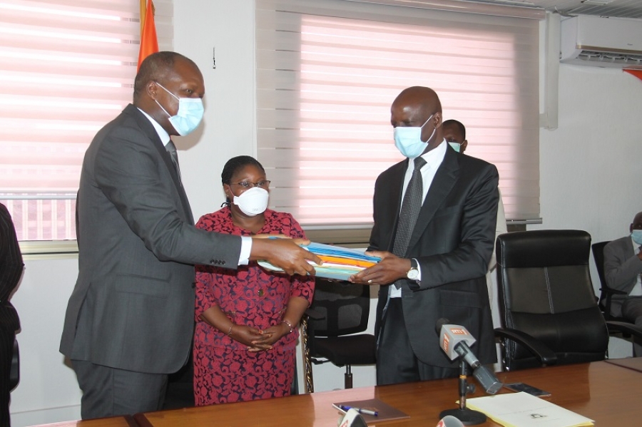 Côte d’Ivoire : Pr Adama Diawara prend fonction au ministère de l’Enseignement supérieur