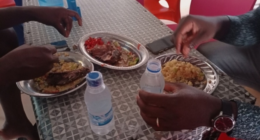 Côte d'Ivoire-Grand Reportage/ Au coeur du du garba-business : "Je gagne jusqu'à 100.000 F de bénéfice par jour après dépenses" (Tenancier de garbadrômme)