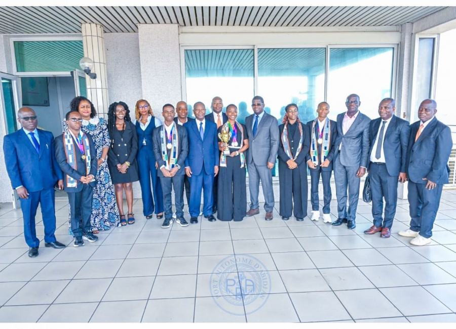 Côte d’Ivoire: les lauréats ivoiriens des Olympiades Panafricaines des Mathématiques 2025 reçus par le directeur général du Port d’Abidjan