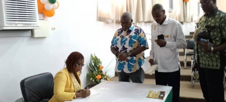 Littérature : Kouakou Bernadette présente " Impact Obsessionnel" au public
