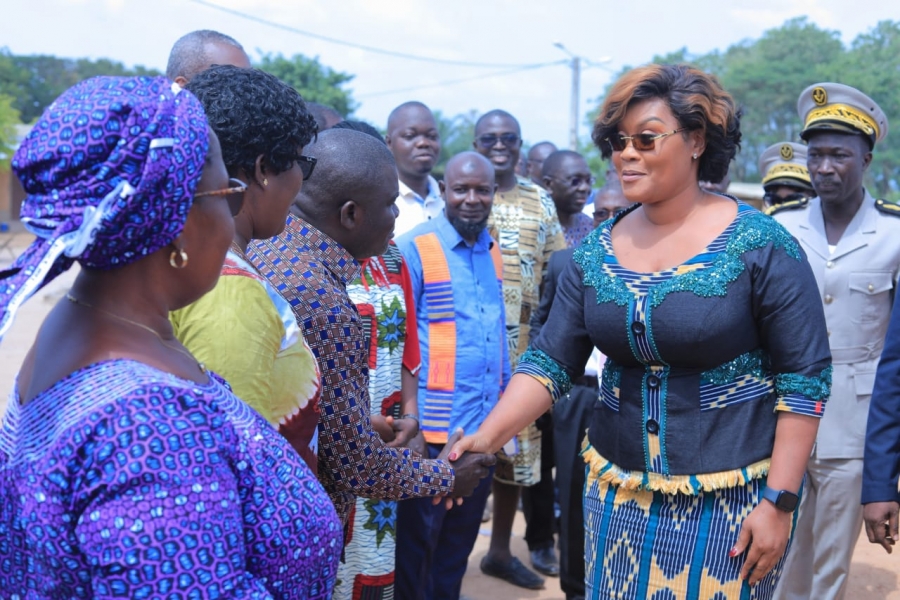 Inondation dans le N’zi : La Ministre Myss Belmonde Dogo au Chevet des Sinistres d’Alloko-Koffikro