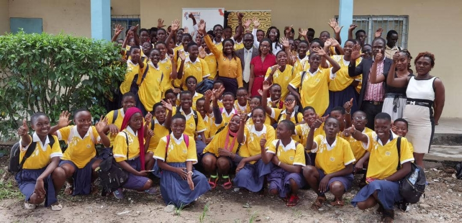 Cote d’Ivoire : La Fondation MTN fait escale au lycée moderne d’Anyama pour la quatrième phase du lancement de son projet « STEM GIRLZ ».
