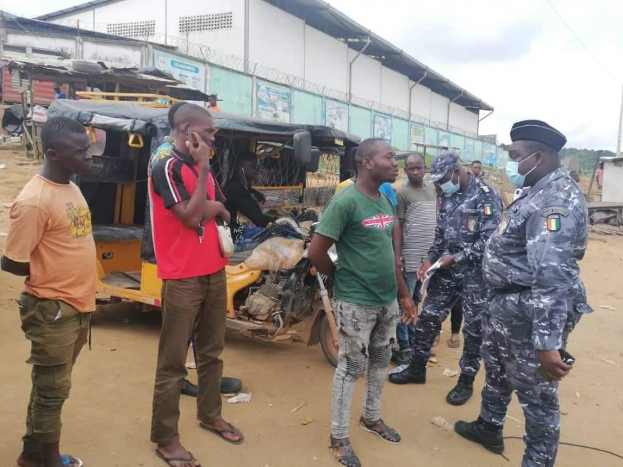 Interdiction des taxis-motos: La PSSR poursuit la sensibilisation dans le district d'Abidjan