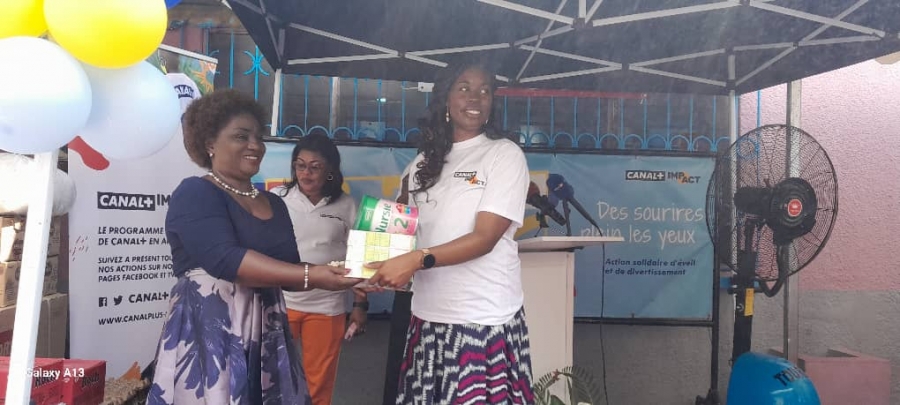 Côte d'Ivoire : une entreprise offre une salle multimédia à la pouponnière Marie-Thérèse d’Adjamé