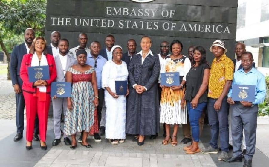 Côte d'Ivoire/Amélioration des conditions de vie: l'ambassade des États-Unis octroie 50 millions de FCFA à des ONG