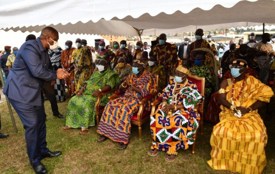 Côte d’Ivoire/ Cohésion sociale : le Premier ministre Bakayoko exhorte les populations de Bonoua à cultiver le vivre-ensemble