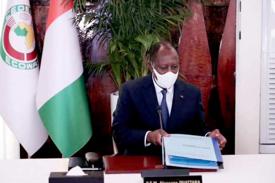 Cortèges ministériels : le Président Alassane Ouattara interdit l’utilisation des sirènes