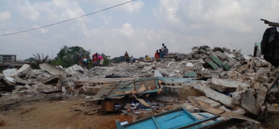 Travaux du 4ème pont d'Abidjan : mosquée, magasins, logements... démolis au quartier SICOBOIS-Yopougon